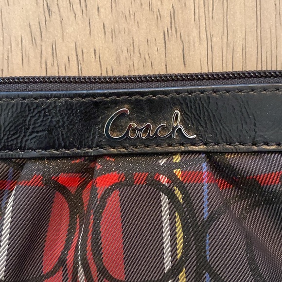 Y2K Coach Signature Poppy Tartan Plaid with Silver Coach Tag - Retails $169 - Picture 7 of 8